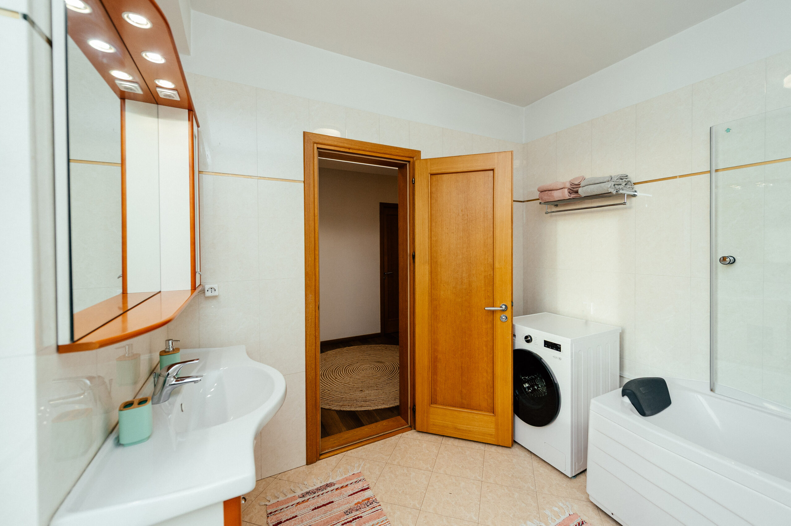 rent apartment center (23)